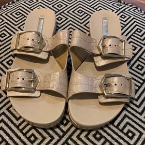 Antonio Melani size 8 Osmond beige leather sandal